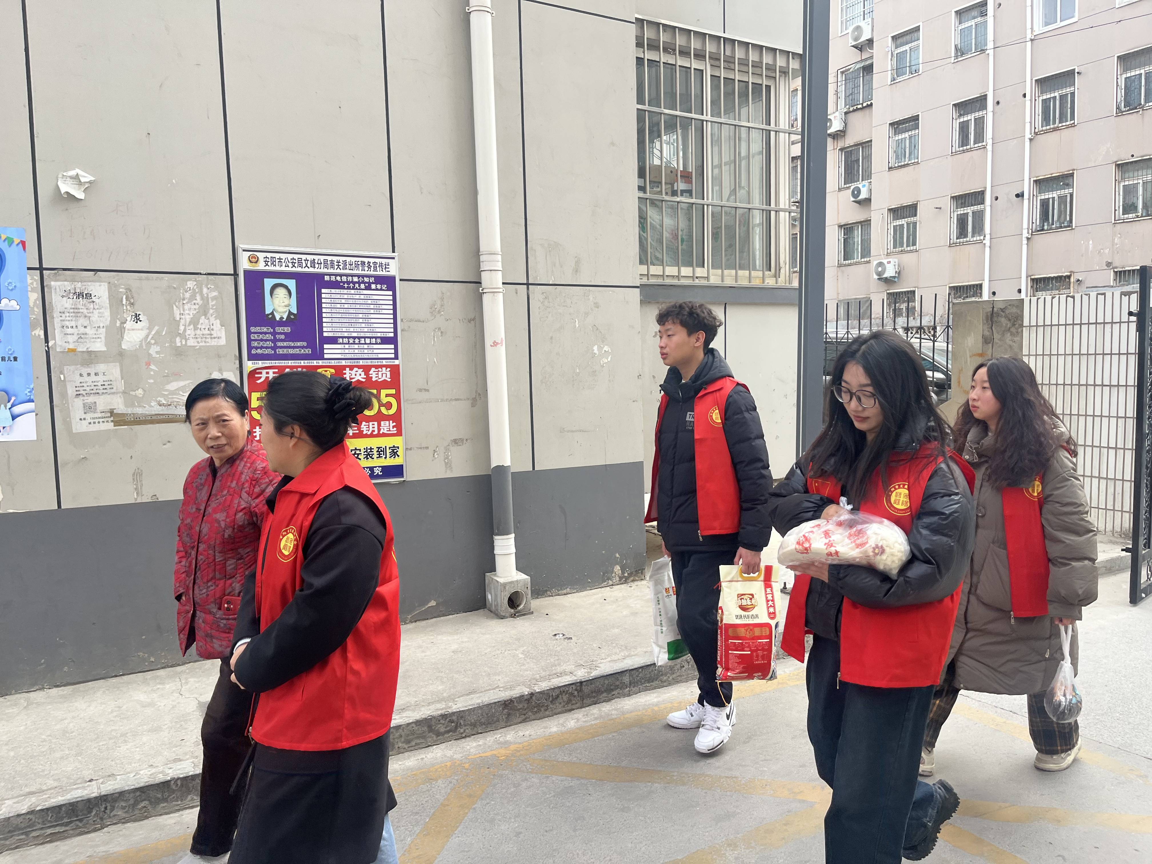 世俱杯参赛资格-NBA球队推出爱心公益活动，慰问社区困难群众传递爱心
