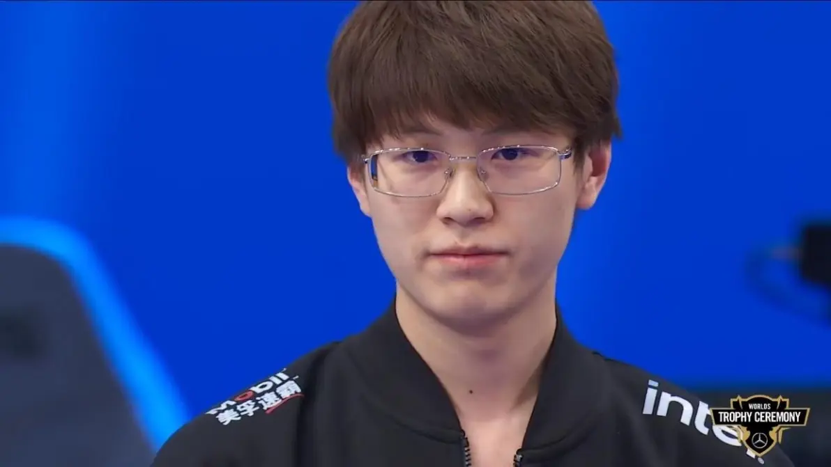 关于FLY力克DRX，Meiko拿下关键大龙峡谷大战2025世界赛，锁定晋级资格的信息