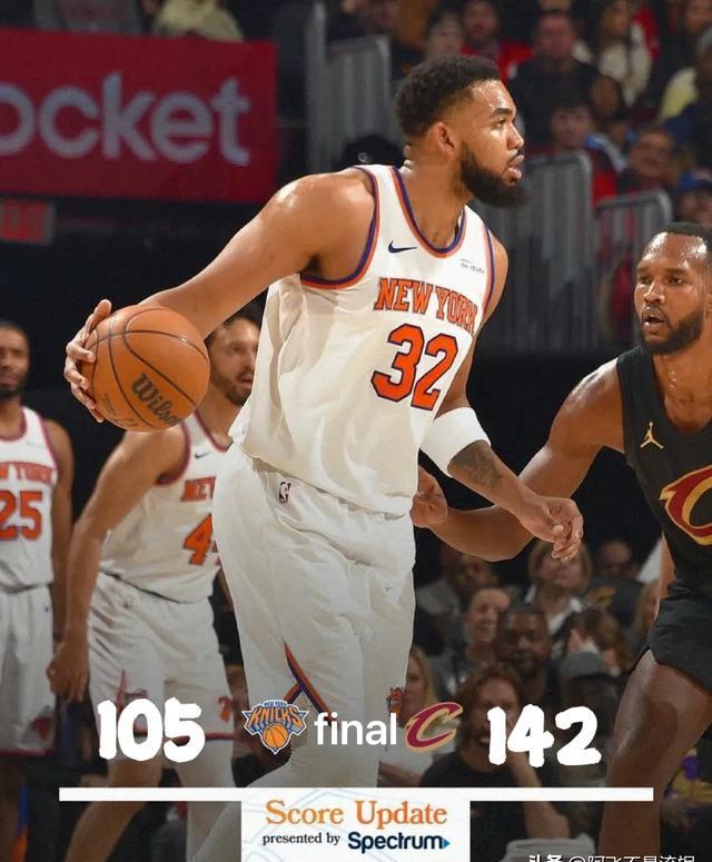 雄鹿主场不敌尼克斯