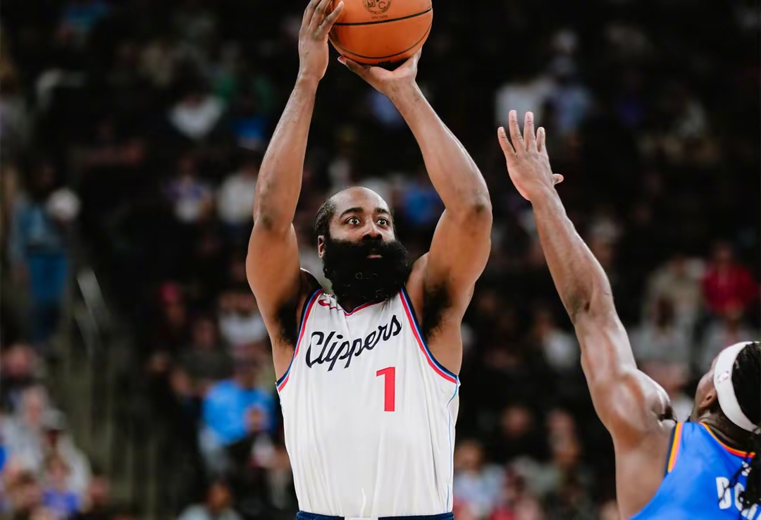 快船主场大胜雷霆，哈雷尔高效砍分的简单介绍