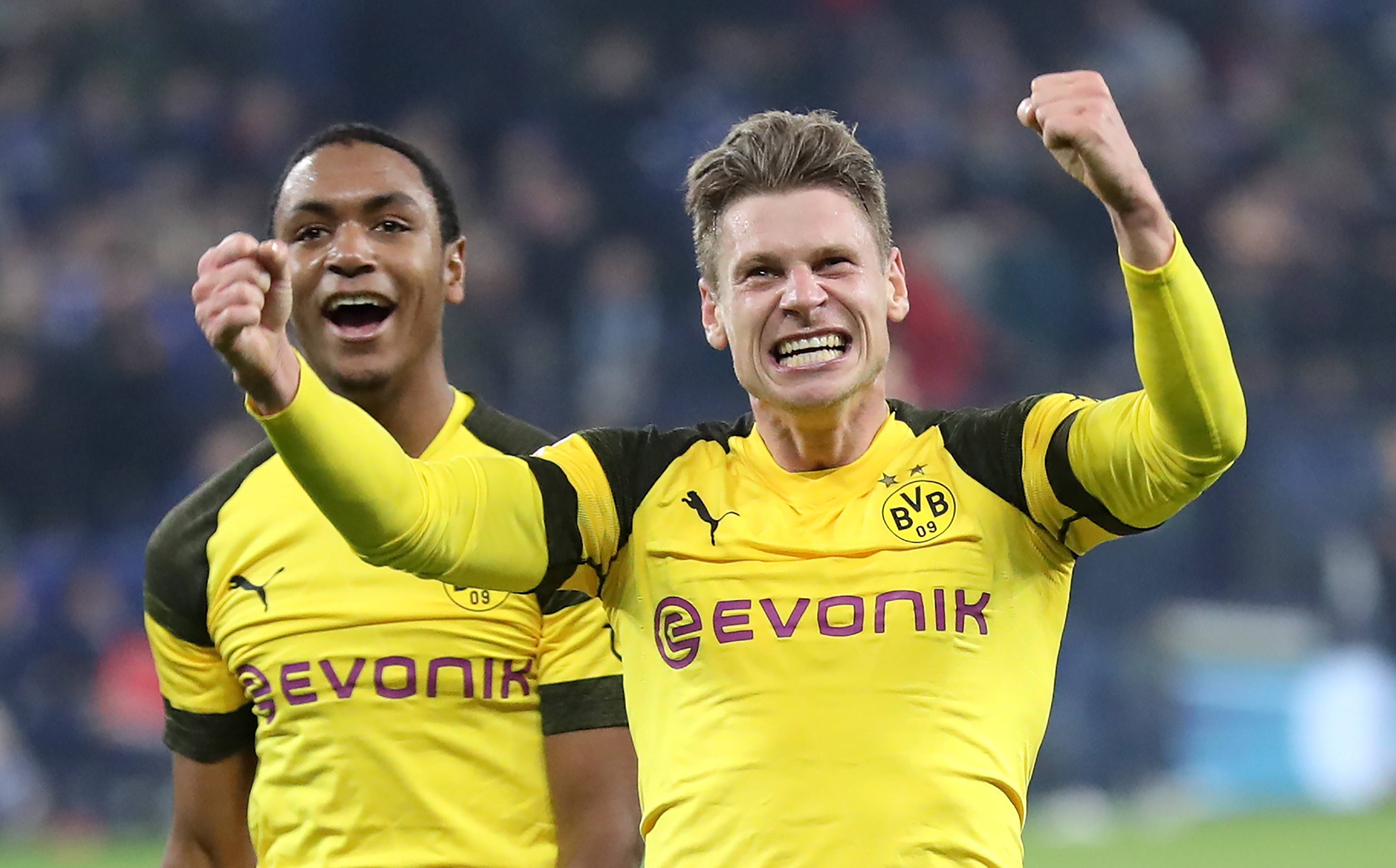 慕尼黑队风头无两，球迷狂欢不止