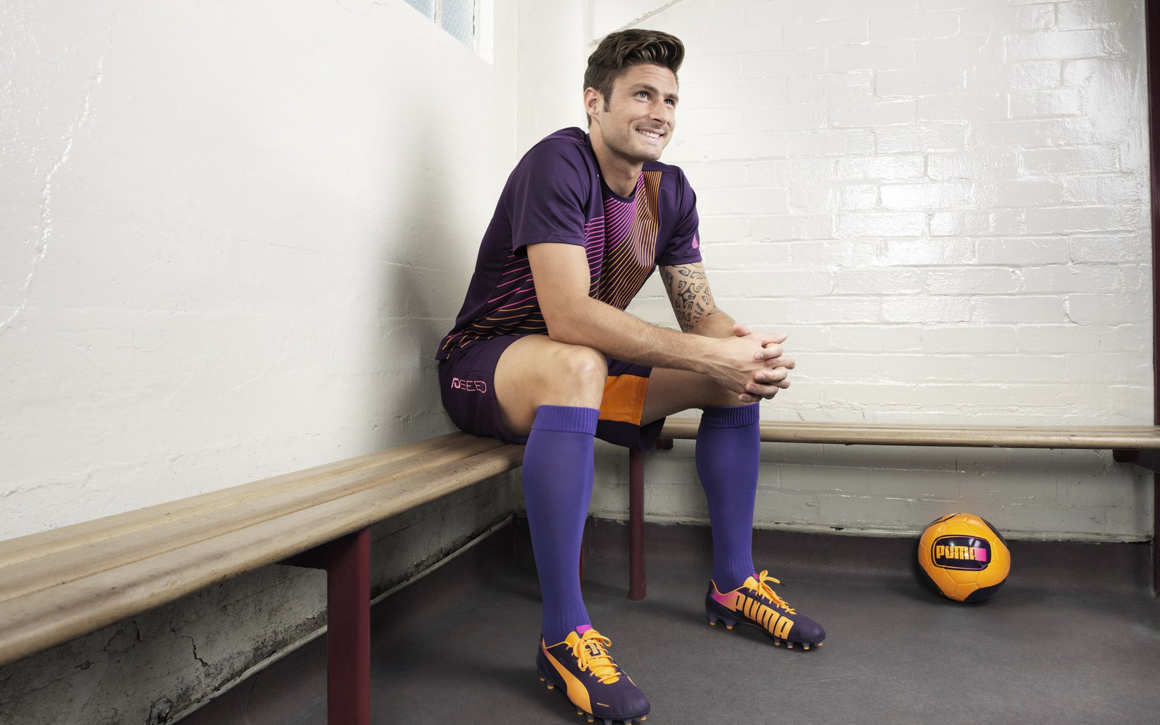 当NBA总决赛的读秒声,遇见欧冠半决赛的终场哨,范弗利特的关键回合哲学